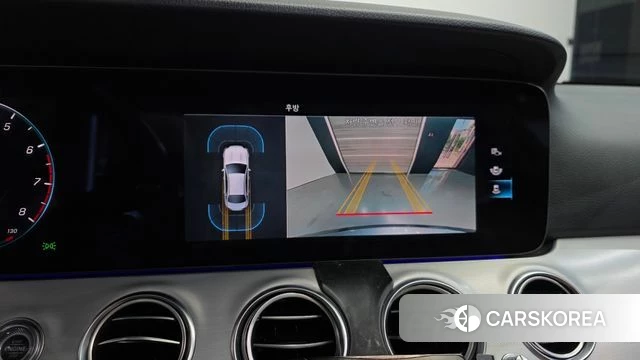 Mercedes-Benz E-Class W213 2021 Серебристо-серый из Кореи, фото 6