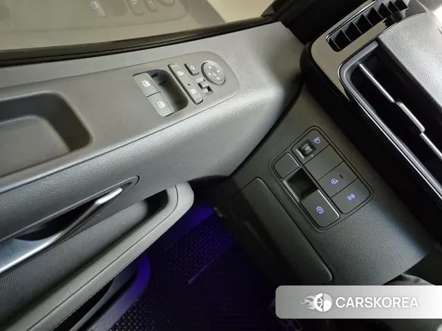 Hyundai Staria 2021 Белый из Кореи, фото 6