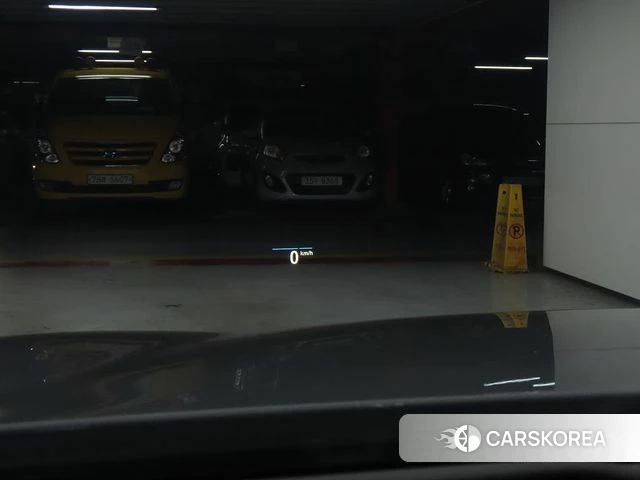 BMW 5 Series (G30) 2022 Цвет тростника из Кореи, фото 6