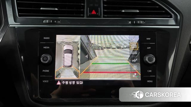 Volkswagen Tiguan Allspace 2020 Белый из Кореи, фото 6