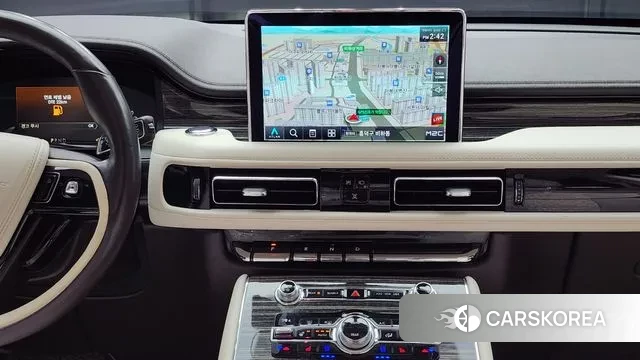 Lincoln Aviator 2nd generation 2020 Серый из Кореи, фото 6