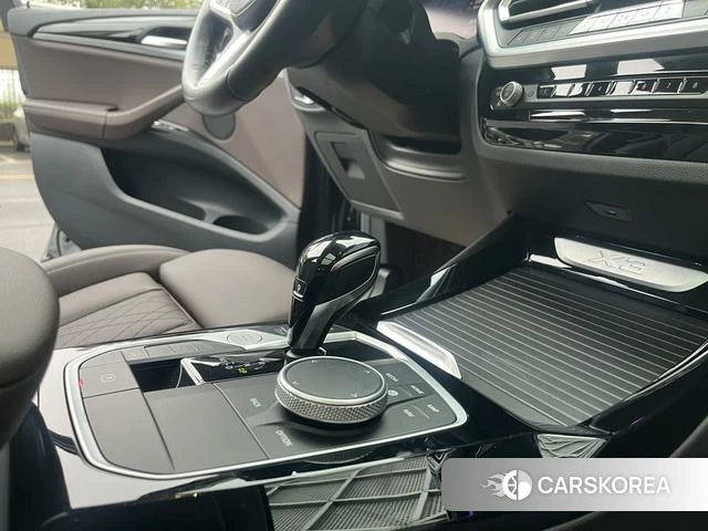 BMW X3 2022 Темно-серый из Китая, фото 6