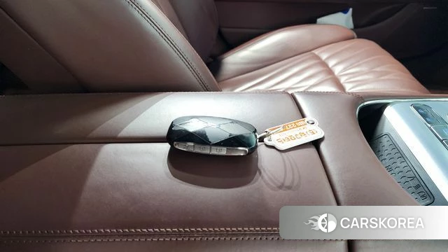 Genesis G90 (RS4) 2022 Белый из Кореи, фото 6
