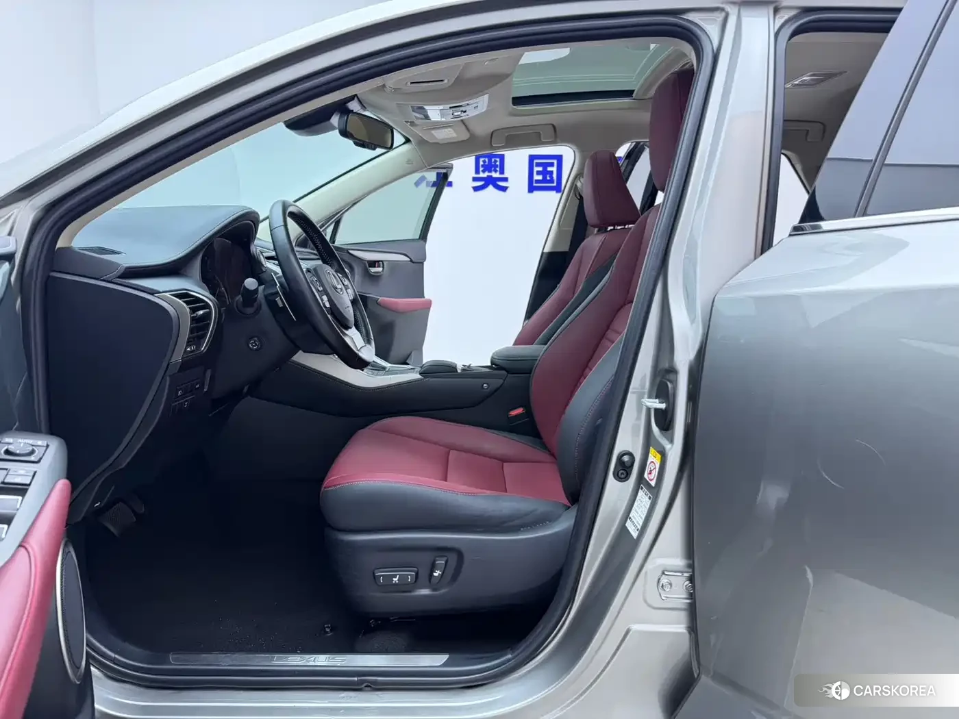 Lexus NX 2021 Silver/gray из Китая, фото 6