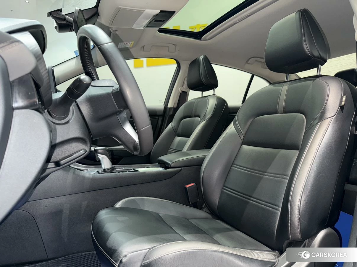 Nissan Xuan Yi 2020 Темно-серый из Китая, фото 6