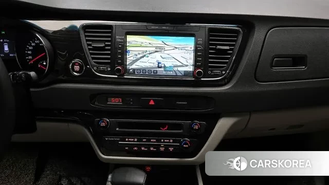 Kia The New Carnival 2018 Белый из Кореи, фото 6