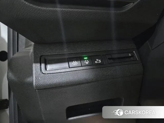 Peugeot 3008 second generation 2021 Белый из Кореи, фото 6