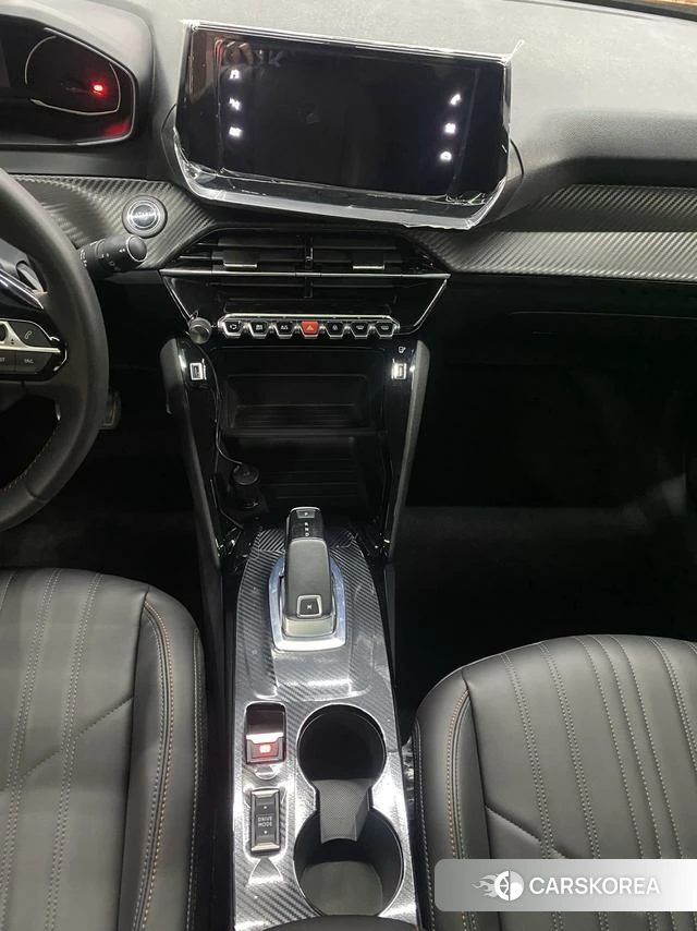 Peugeot 2008 2025 Желтый из Китая, фото 6
