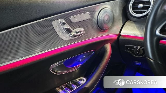 Mercedes-Benz E-Class W213 2019 Черный из Кореи, фото 6
