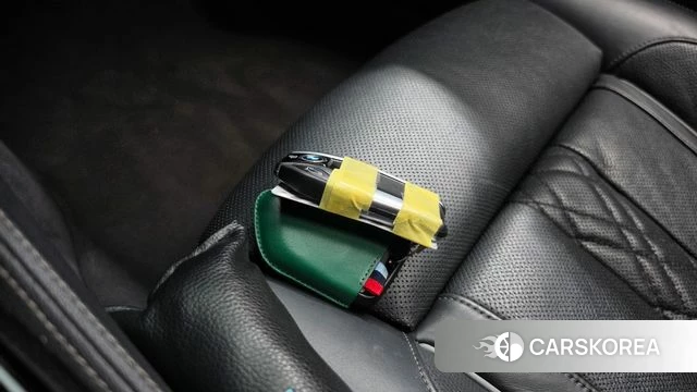 BMW 5 Series (G30) 2021 Серебристо-серый из Кореи, фото 6