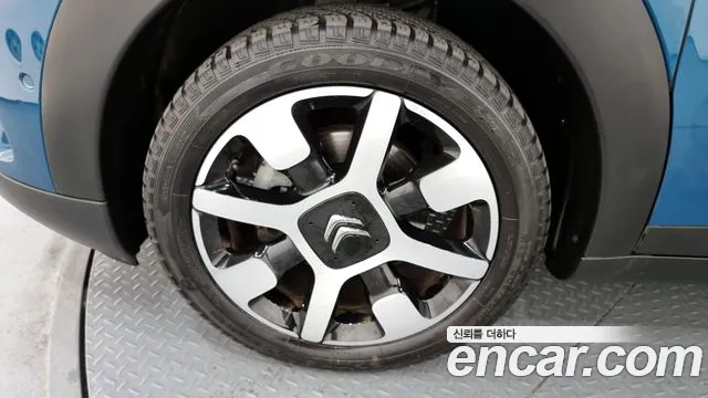 Citroen / DS C4 Cactus id 2660924 из Кореи 6