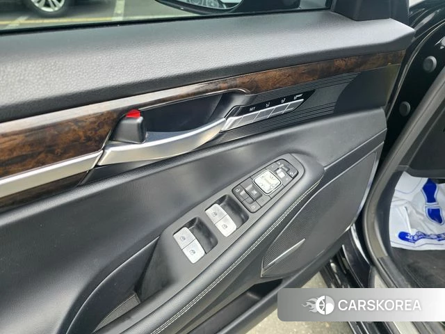 Genesis G90 2021 Черный из Кореи, фото 6