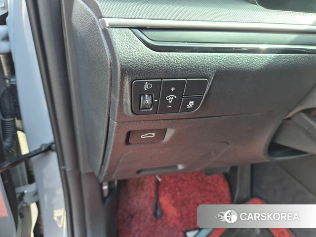 Kia The New K5 3rd generation 2025 Серебристо-серый из Кореи, фото 6