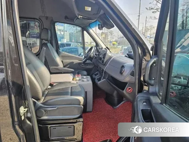Mercedes-Benz Sprinter 2021 Черный из Кореи, фото 6