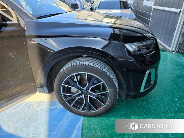 Audi Q5 (FY) 2024 Черный из Кореи, фото 6