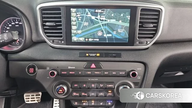 Kia Sportage The Bold 2018 Белый из Кореи, фото 6