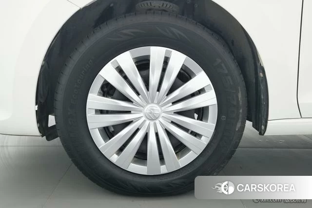 Volkswagen Santana 2023 Белый из Китая, фото 6