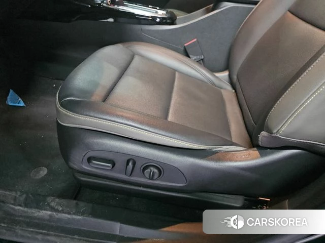 Chevrolet (GM Daewoo) Trax Crossover 2023 Черный из Кореи, фото 6