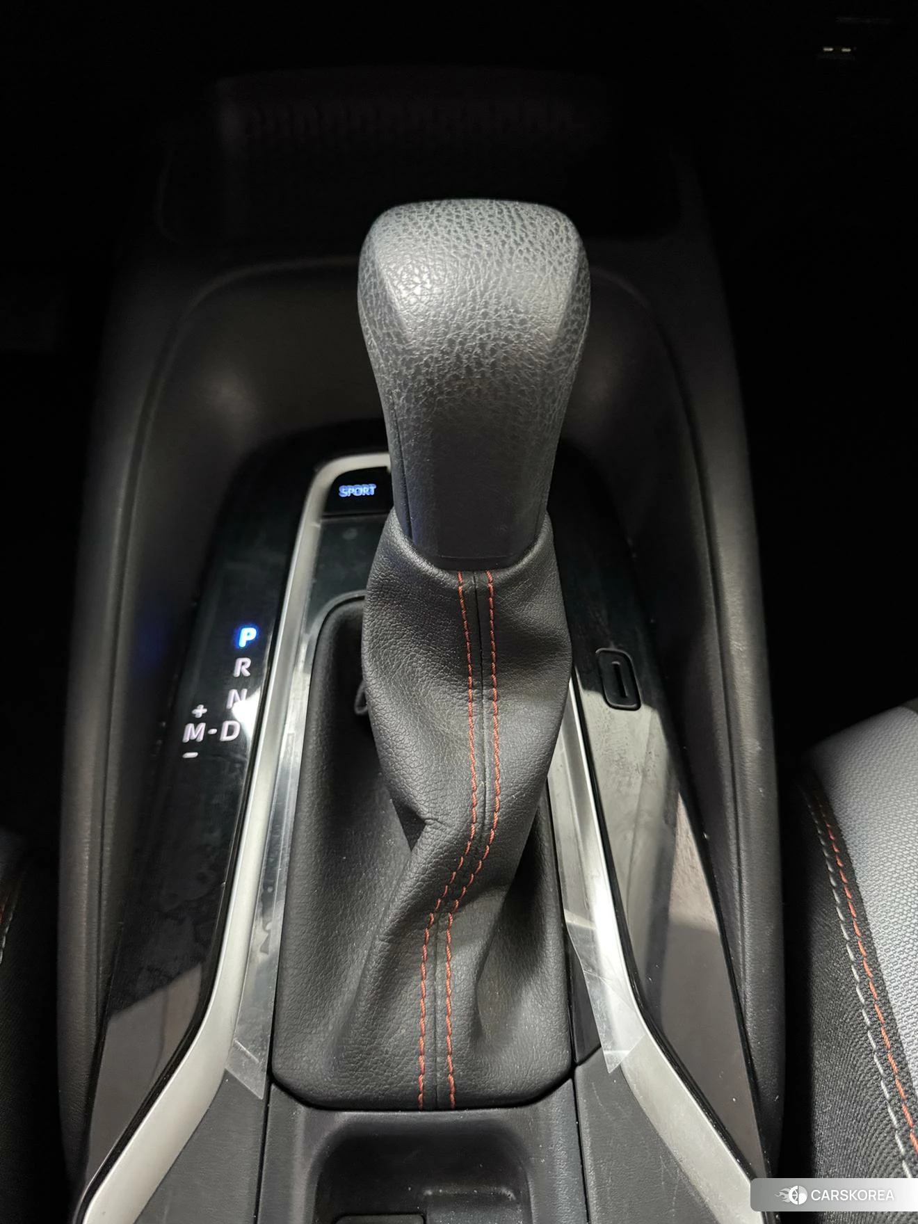 Toyota Corolla 2021 Серебристо-серый из Китая, фото 6