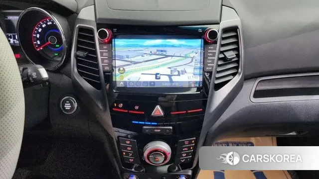 Ssangyong Tivoli Armor 2018 Белый из Кореи, фото 6