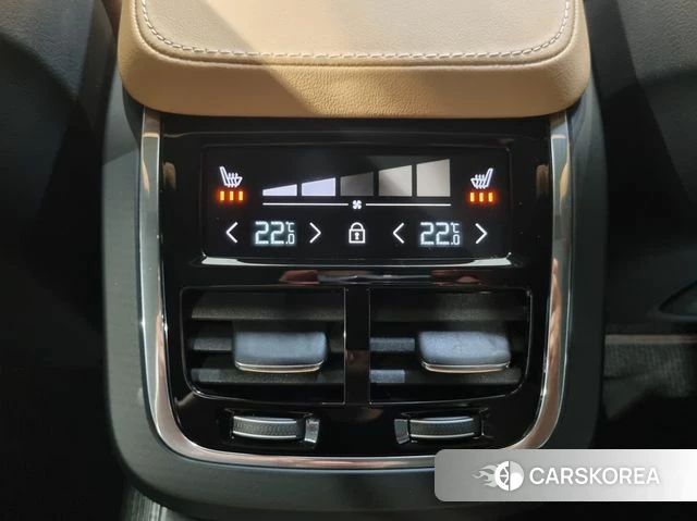 Volvo V90 Cross-Country 2025 Белый из Кореи, фото 6