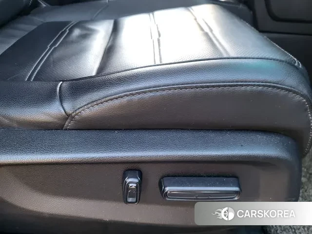 Honda CR-V 5th generation 2019 Белый из Кореи, фото 6