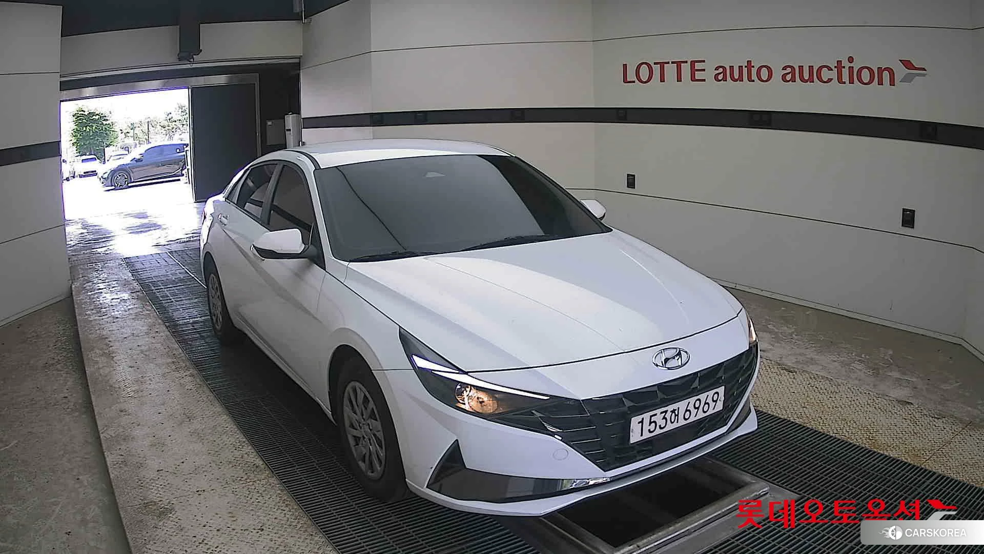 Hyundai Avante 2021 Polar White из Кореи, фото 6