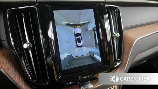 Volvo XC60 second Generation 2023 Черный из Кореи, фото 6