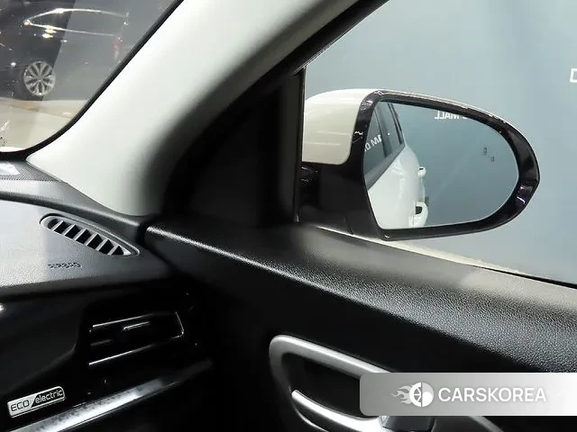 Kia Niro Plus 2022 Белый из Кореи, фото 6