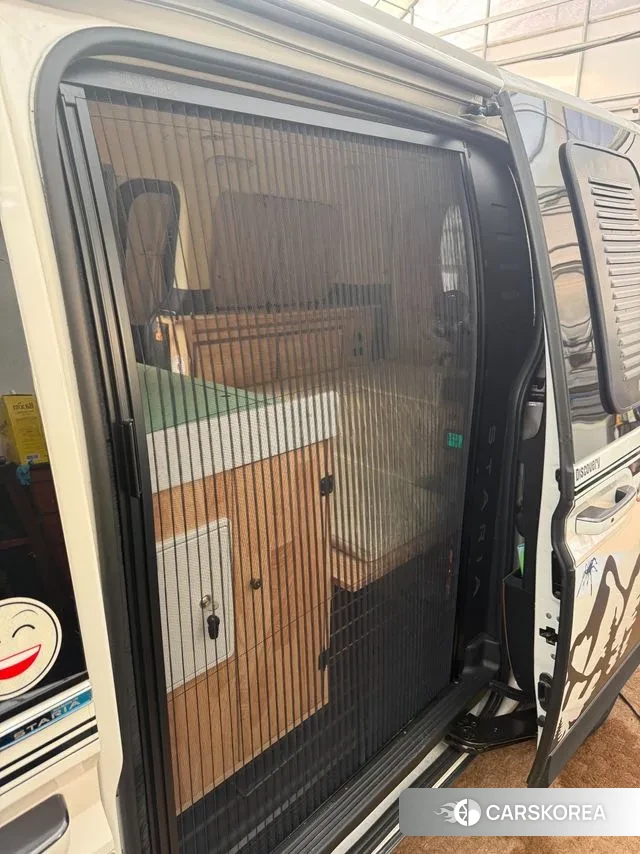 Hyundai Staria 2024 Белый из Кореи, фото 6