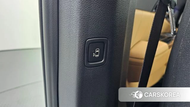 Kia Carnival 4th generation 2023 Белый из Кореи, фото 6