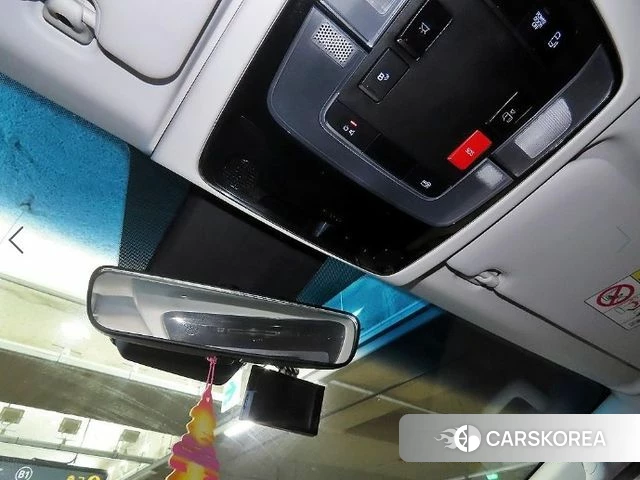 Hyundai Staria 2022 Желтый из Кореи, фото 6