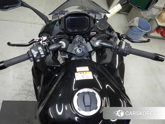 Проданный Kawasaki NINJA 1000 SX id 3997732 из Японии, фото 6