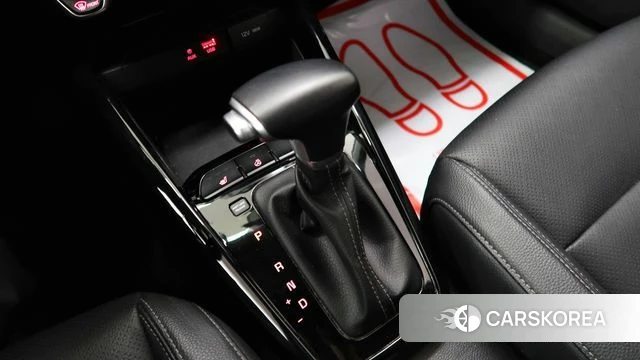 Kia Stonic 2020 Белый из Кореи, фото 6