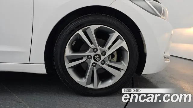 Hyundai Avante AD id 2526315 из Кореи 6