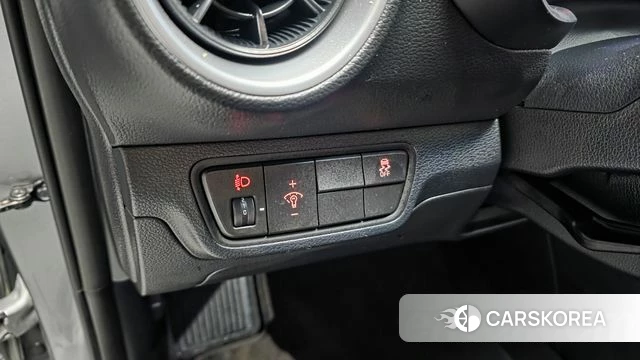 Kia The New K3 2nd generation 2022 Серебристо-серый из Кореи, фото 6