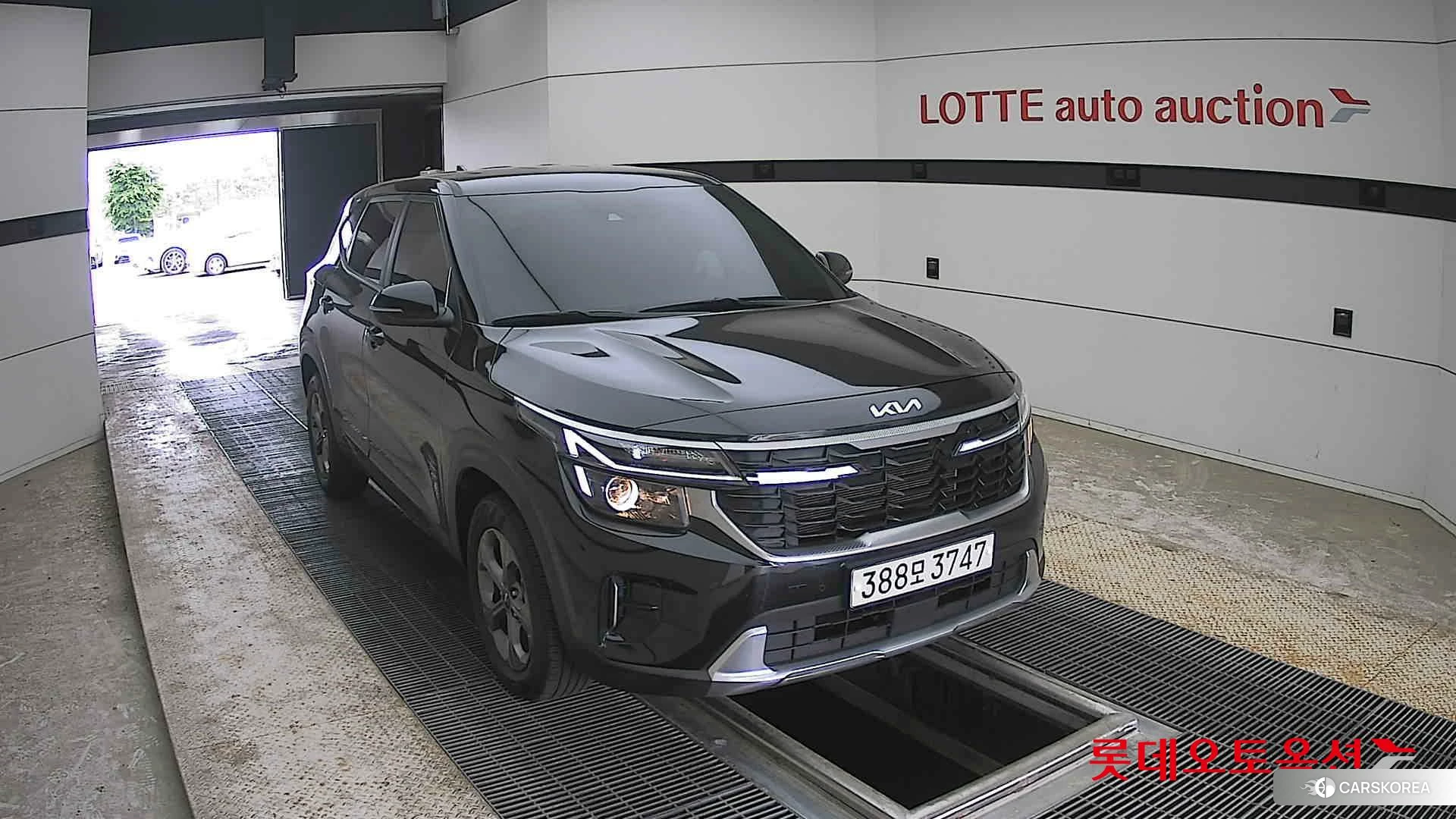 Kia Seltos 2023 Черный из Кореи, фото 6