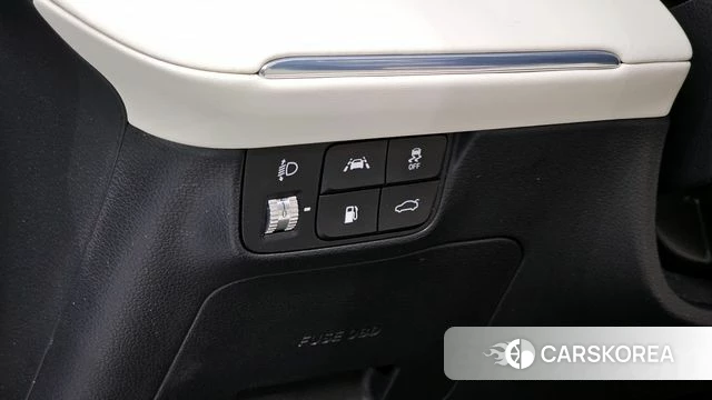 Hyundai The New Grandeur IG Hybrid 2022 Белый из Кореи, фото 6