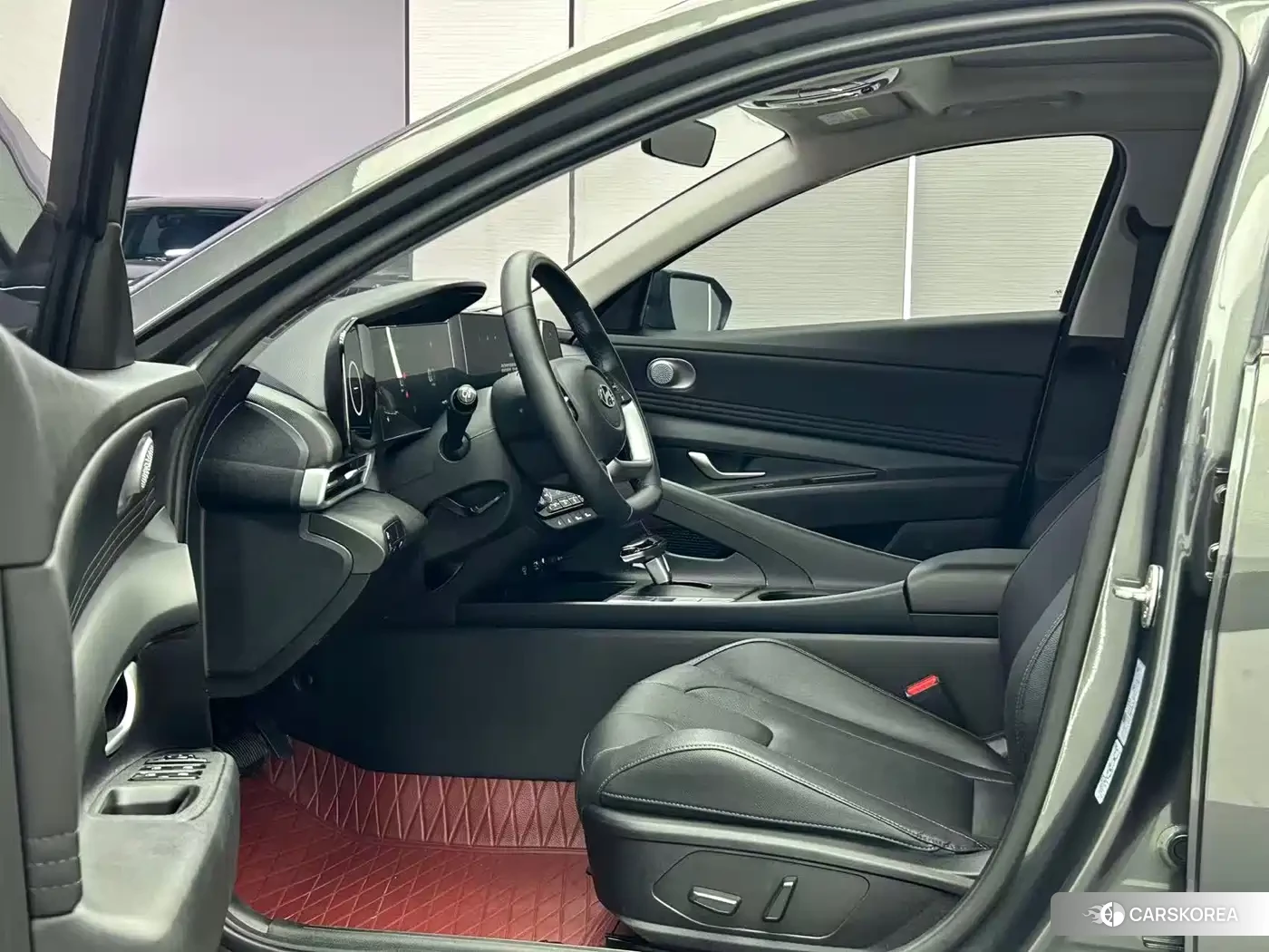 Hyundai Elantra 2023 Silver/gray из Китая, фото 6