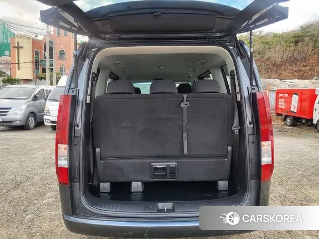 Hyundai Staria 2023 Серый из Кореи, фото 6