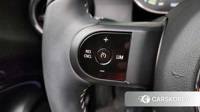 Mini Cooper S Convertible 2023 Белый из Кореи, фото 6
