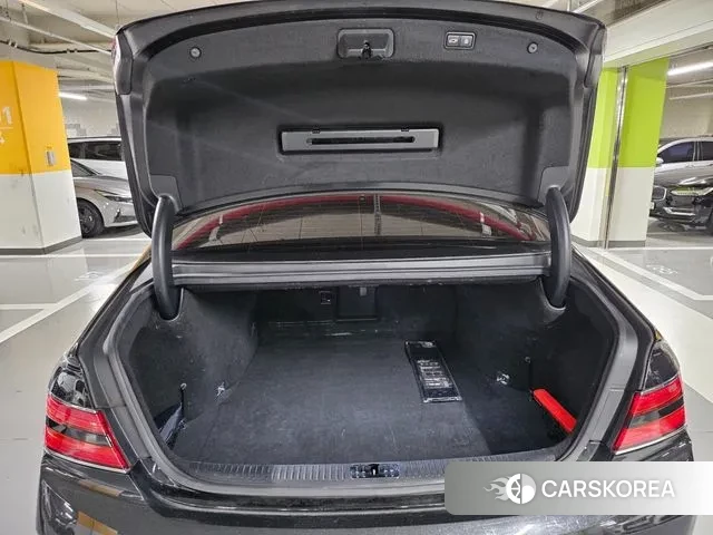 Genesis G90 2019 Черный из Кореи, фото 6