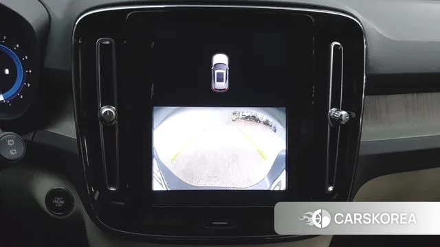 Volvo XC40 2022 Белый из Кореи, фото 6