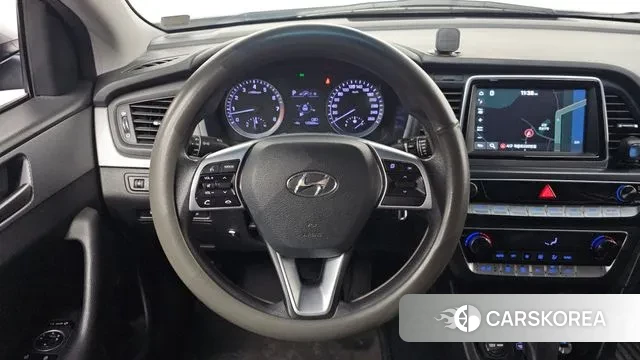 Hyundai Sonata New Rise 2022 Серебристо-серый из Кореи, фото 6
