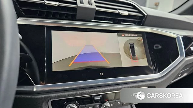 Audi Q3 (F3) 2025 Черный из Кореи, фото 6