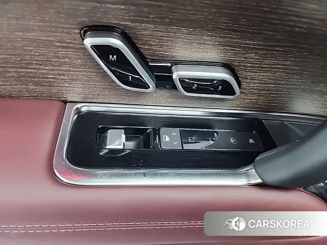 Land Rover Range Rover 5th Generation 2023 Черный из Кореи, фото 6