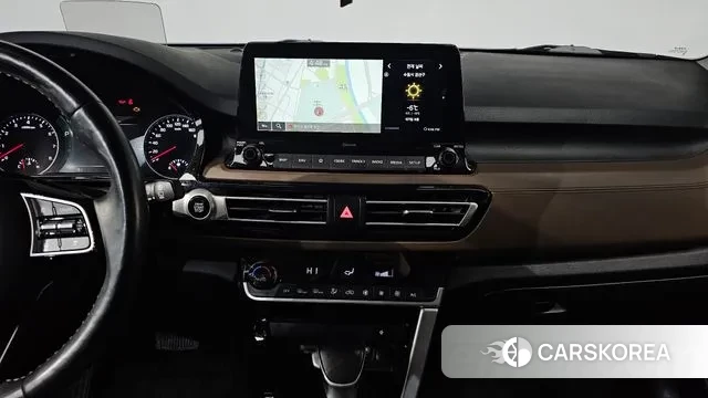 Kia Seltos 2022 Белый из Кореи, фото 6