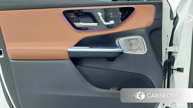 Mercedes-Benz GLC-Class X254 2026 Белый из Кореи, фото 6