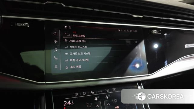 Audi Q8 (4M) 2021 Белый из Кореи, фото 6