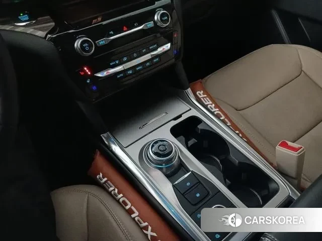 Ford Explorer 6th Generation 2021 Белый из Кореи, фото 6